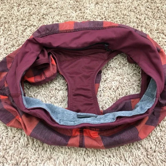 Lululemon Speed Shorts - Picture 6 of 6